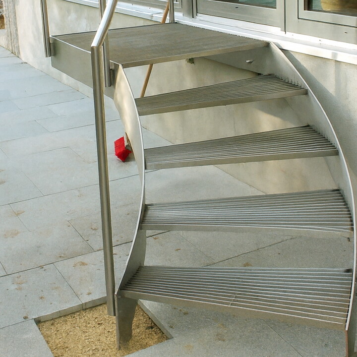 Eingangstreppe aus Stahl