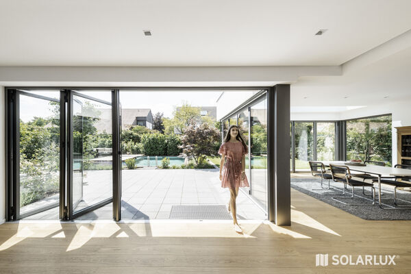 Solarlux Glas-Faltwände mit Einbruchschutz